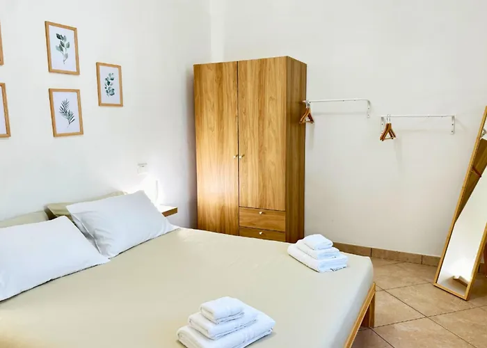 펜션 Oasi Sul Mare - A 1 Minuto A Piedi Dalla *